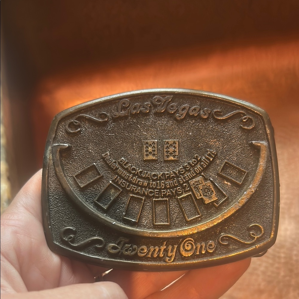 Vintage Ultra Ent. Inc 1982 Las Vegas Twenty One Belt Buckle Bronze Gvc